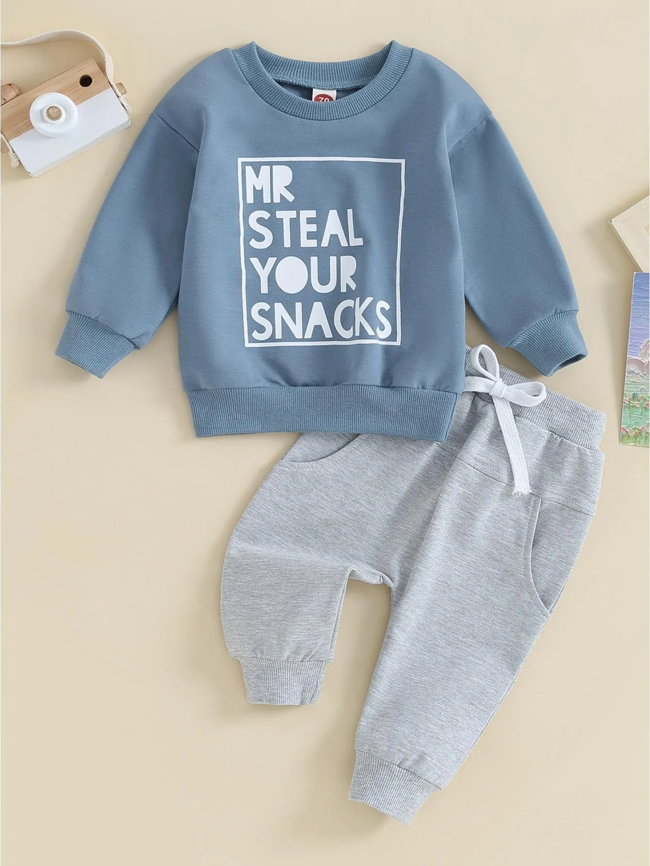 2pcs Adorable "MR STEAL YOUR SNACKS" Baby Boy's Active Set - Soft Sports Cotton Crew Neck Sweatshirts Top and Elastic Waist Fall Pants Outfit - Comfortable, Breathable, and Stylish for Everyday Wear