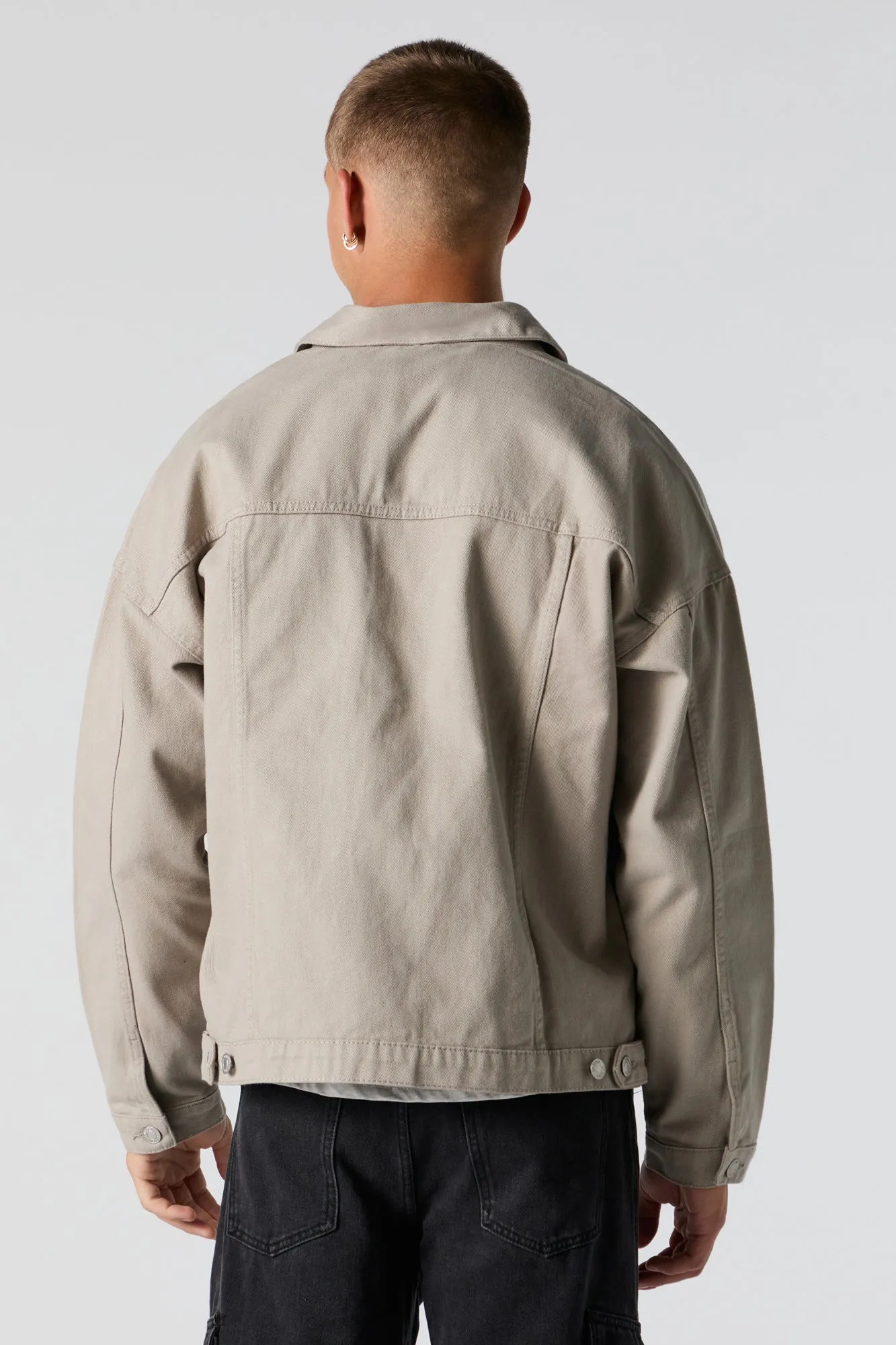 Blouson de style camionneur en denim avec capuchon amovible