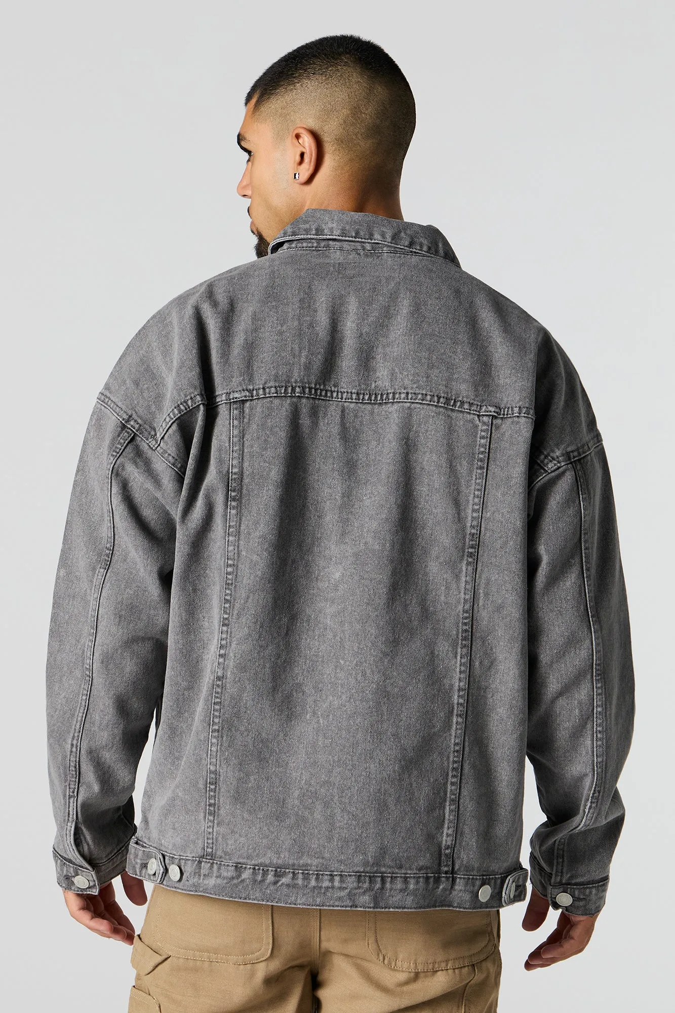 Blouson de style camionneur en denim délavé à l'acide