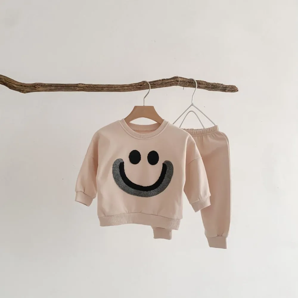 Spring And Autumn Cartoon Baby Fashion Smiling Face Rainbow Long Sleeve Vests Pants Suit Wholesale